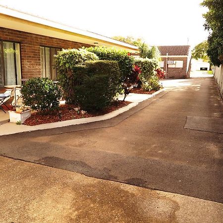 Twin Pines Motel Mooloolaba Luaran gambar