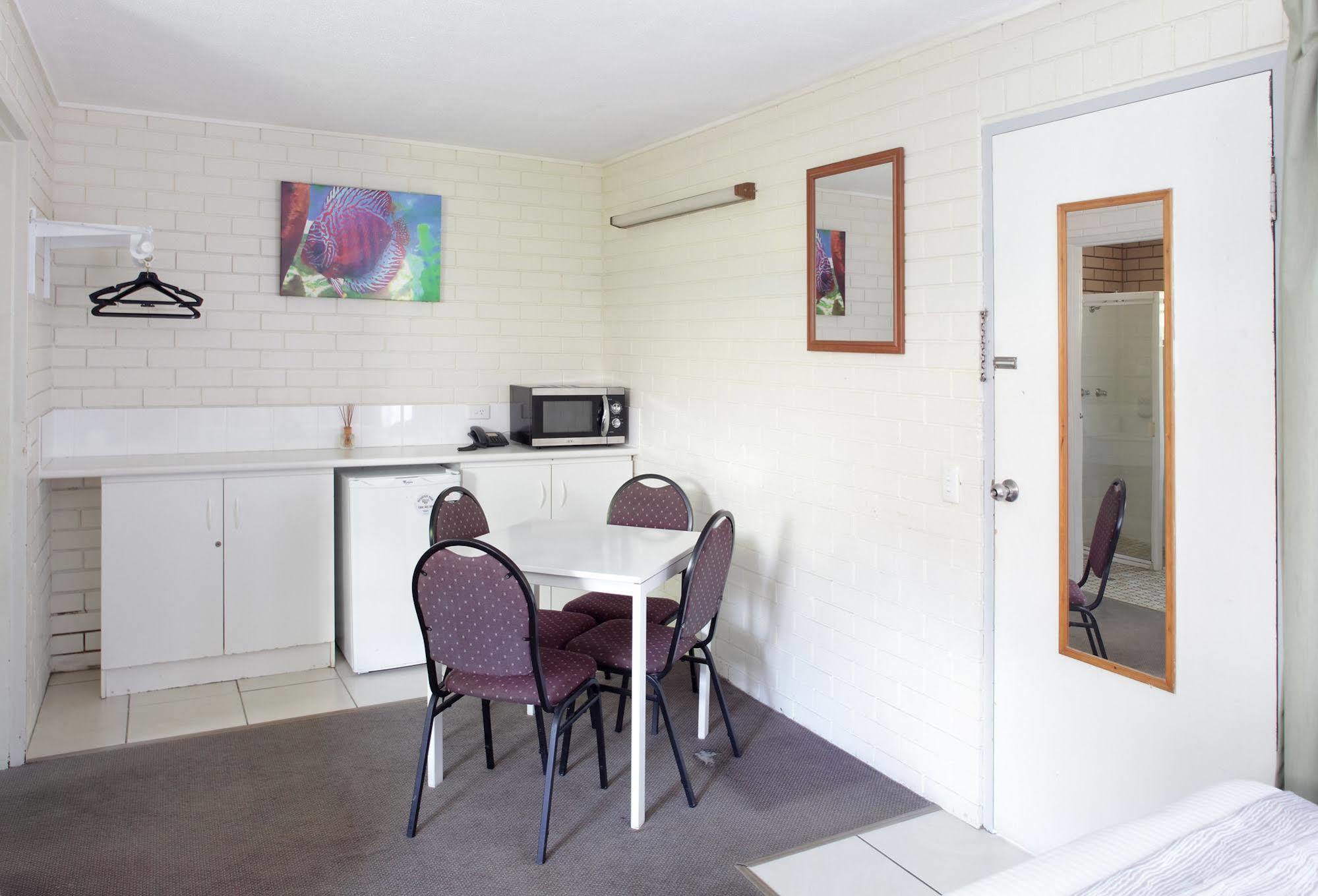 Twin Pines Motel Mooloolaba Luaran gambar